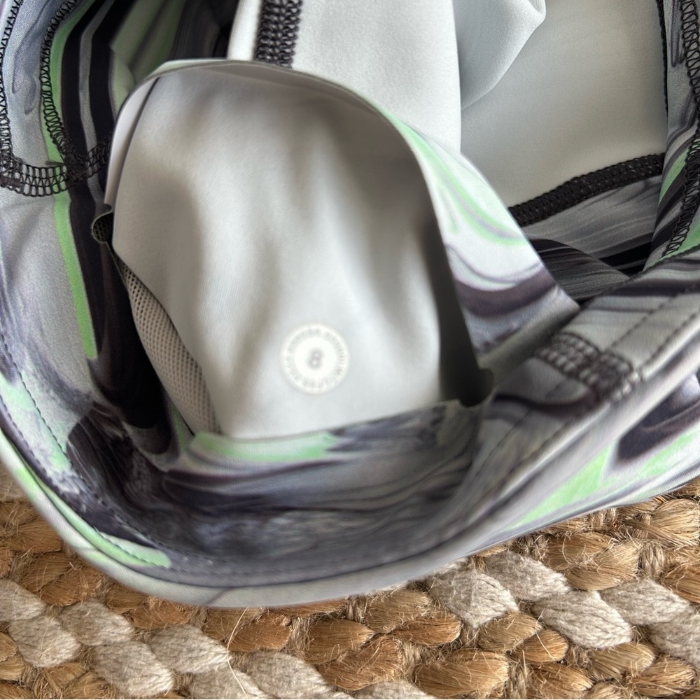 Lululemon Base Pace High-Rise Short 8" Paint Glide Warp Multi - Picture 11 of 13